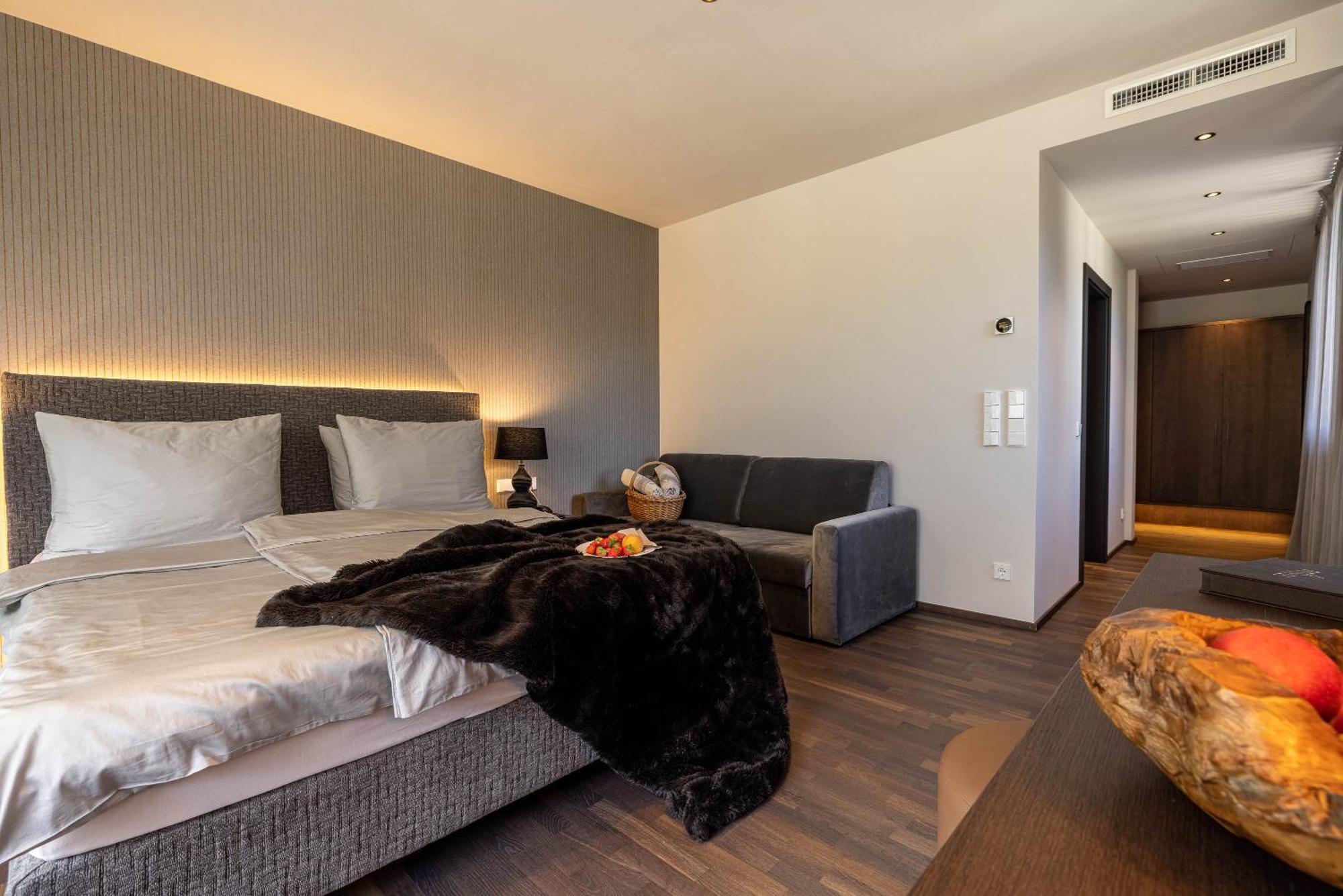 Hotel Finkenhof - Feel At Home Schenna Luaran gambar
